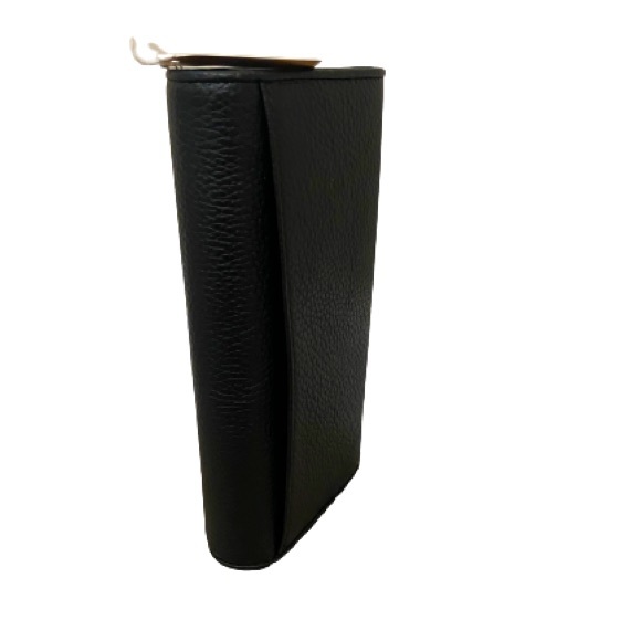 Michael Kors Fulton Flap Continental Wallet. - Picture 5 of 6